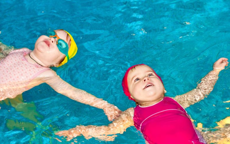 Kleinkind Schwimmkurse schwimm einfach Schwimmschule